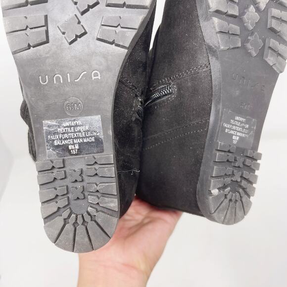 Unisa Size 6.5 Black Tayya Quilted Wedge Ankle Booties Buckle Zip Accents Lined - Picture 12 of 12